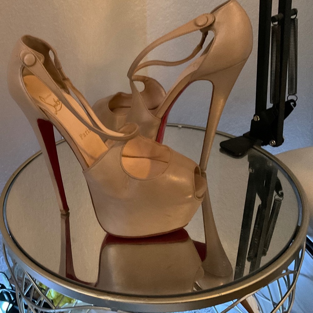 Louboutin Stilletto's
